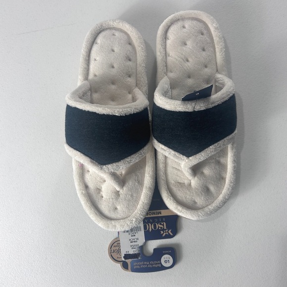 Isotoner Signature Women Cream Terry Thong Slippers Memory Foam LG 8.5-9 NEW - Picture 2 of 8